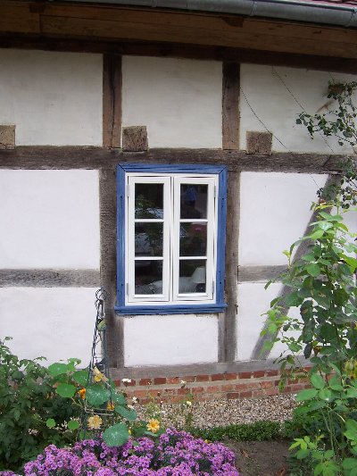 Skanlux Bauernhausfenster im alten Fachwerkhaus